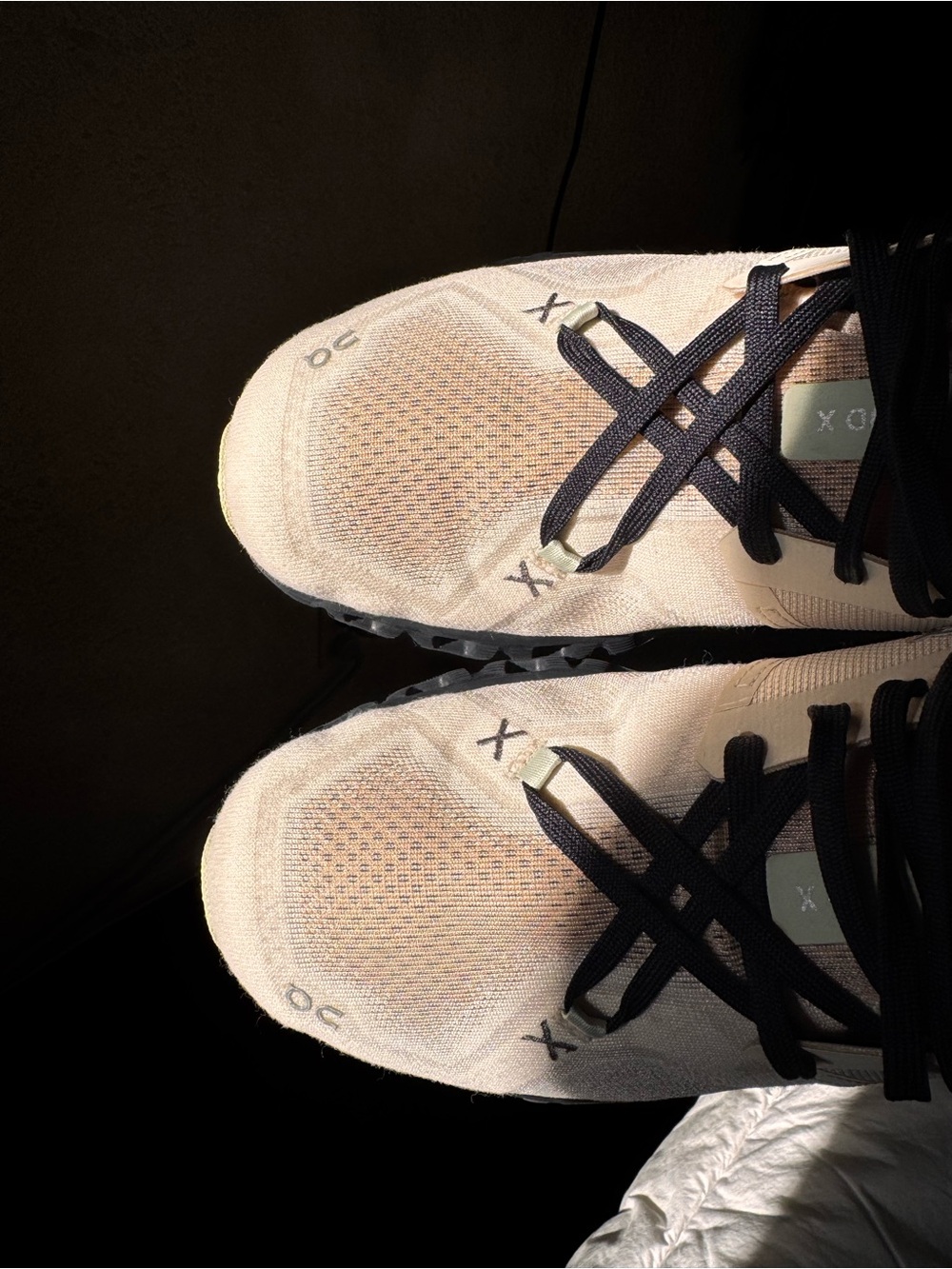 On Running Women’s Cloud Running Shoes in Light Beige with Black Sole - Picture 9 of 9